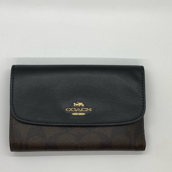 SOLD - Coach Signature Wallet - Picture 2 of 5
